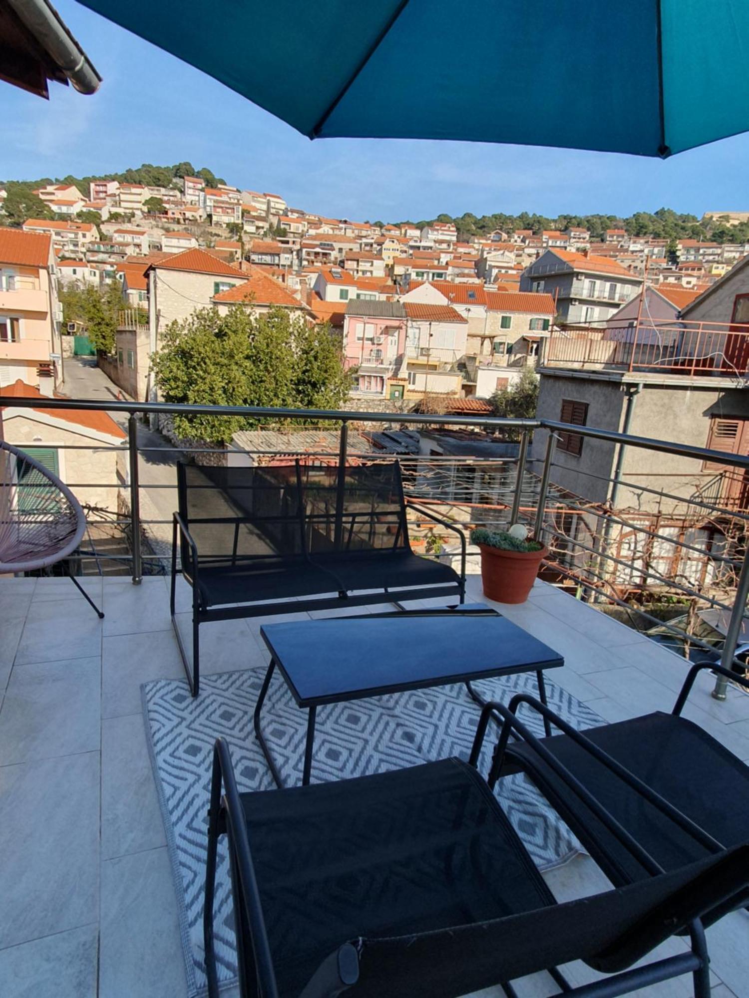 Apartment'S Dalmatia 希贝尼克 外观 照片